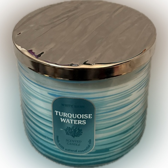 🌊WHITE BARN🌊Turquoise Waters 3-Wick Candle/NWT - Picture 4 of 6